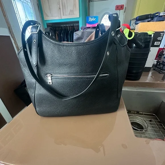 Coach Black Pebbled Leather Shoulder Bag - Picture 3 of 9